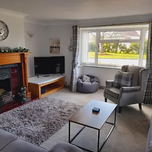  Holiday home 3 Brookside House